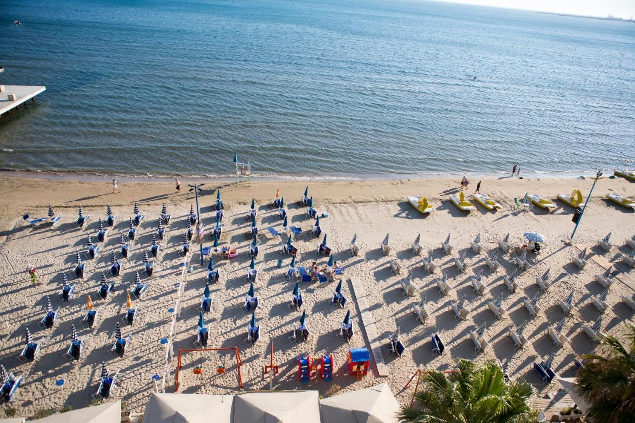 Hotel Vala Durrës Exteriör bild