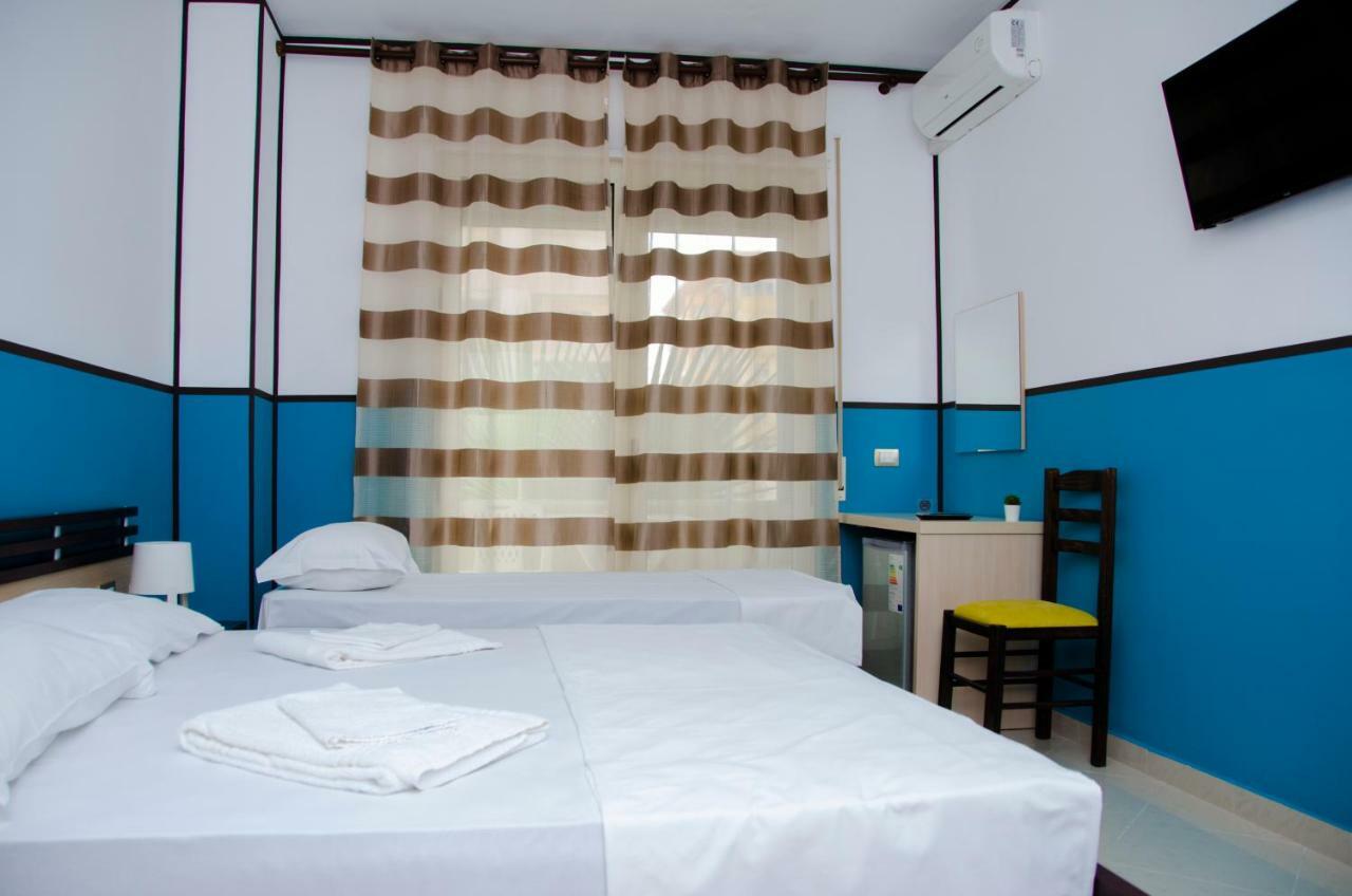 Hotel Vala Durrës Exteriör bild