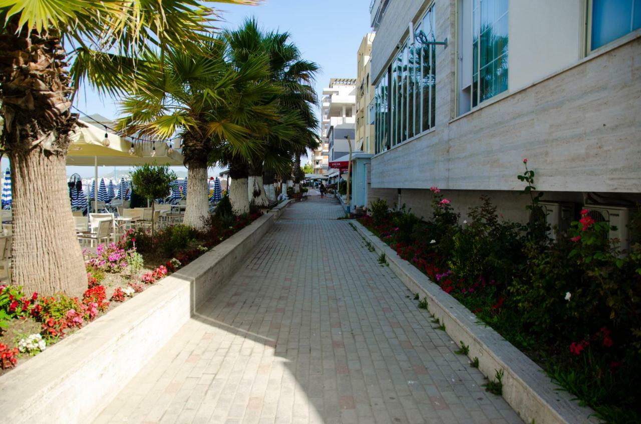 Hotel Vala Durrës Exteriör bild