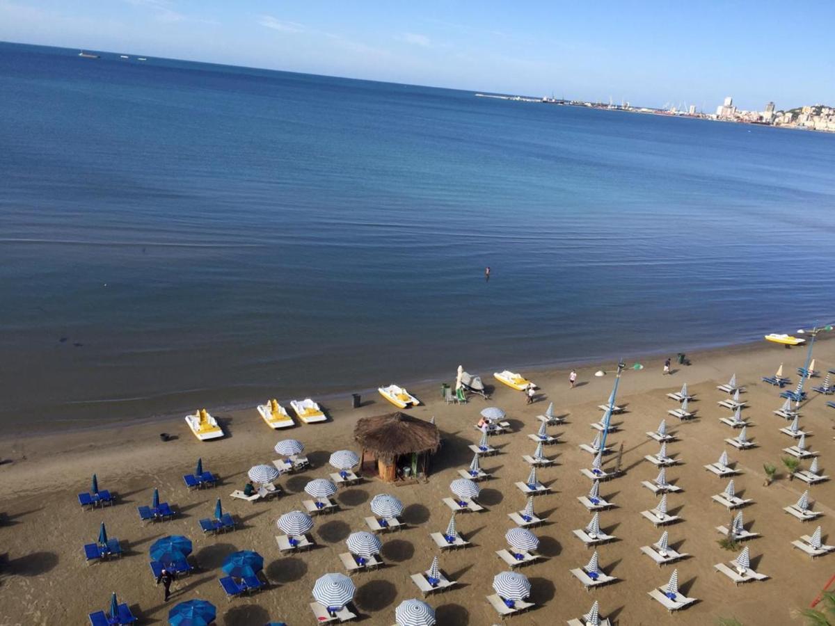 Hotel Vala Durrës Exteriör bild