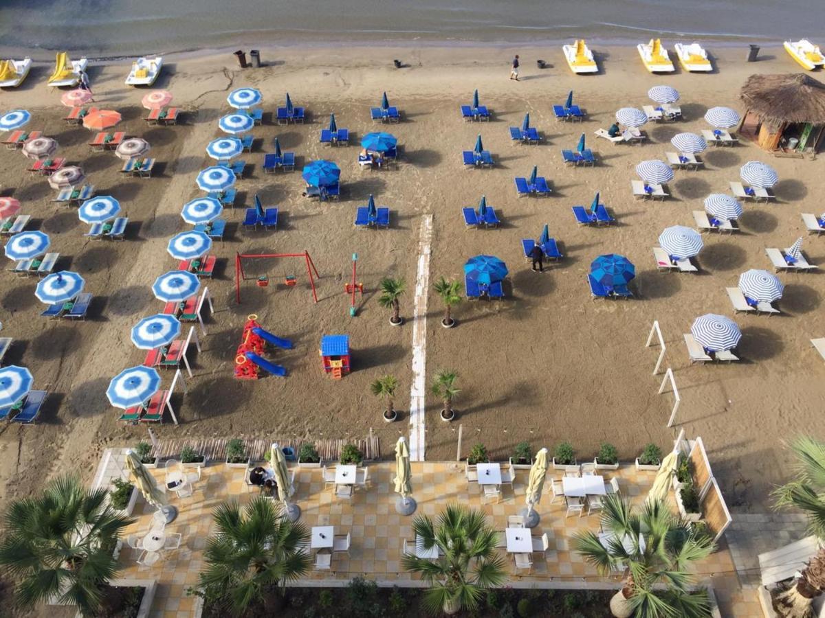 Hotel Vala Durrës Exteriör bild
