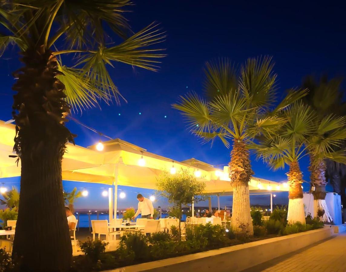 Hotel Vala Durrës Exteriör bild